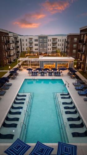 Apartment Rentals in Chattanooga, TN - Elevated-View-of-Pool-and-Patio-at-Dusk