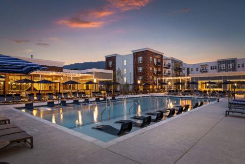 Apartment Rentals in Chattanooga, TN -  Pool-and-Patio-Area-Lit-Up-at-Dusk
