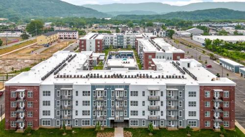 Apartments for rent in Chattanooga, TN - Elevated-View-of-Community-in-the-Daytime