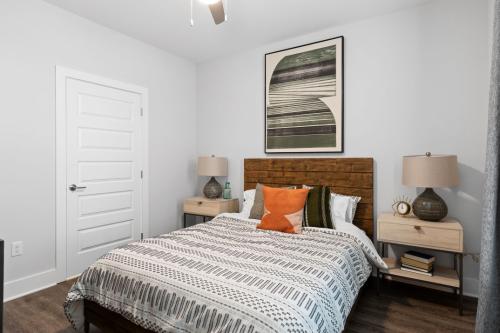 Two-Bedroom Apartments for Rent in-Chattanooga-TN-Model-Bedroom-Colchester